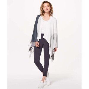 Lululemon Women's O/S Hatha Wrap Nebula Raceway Grey White Viscose Silk